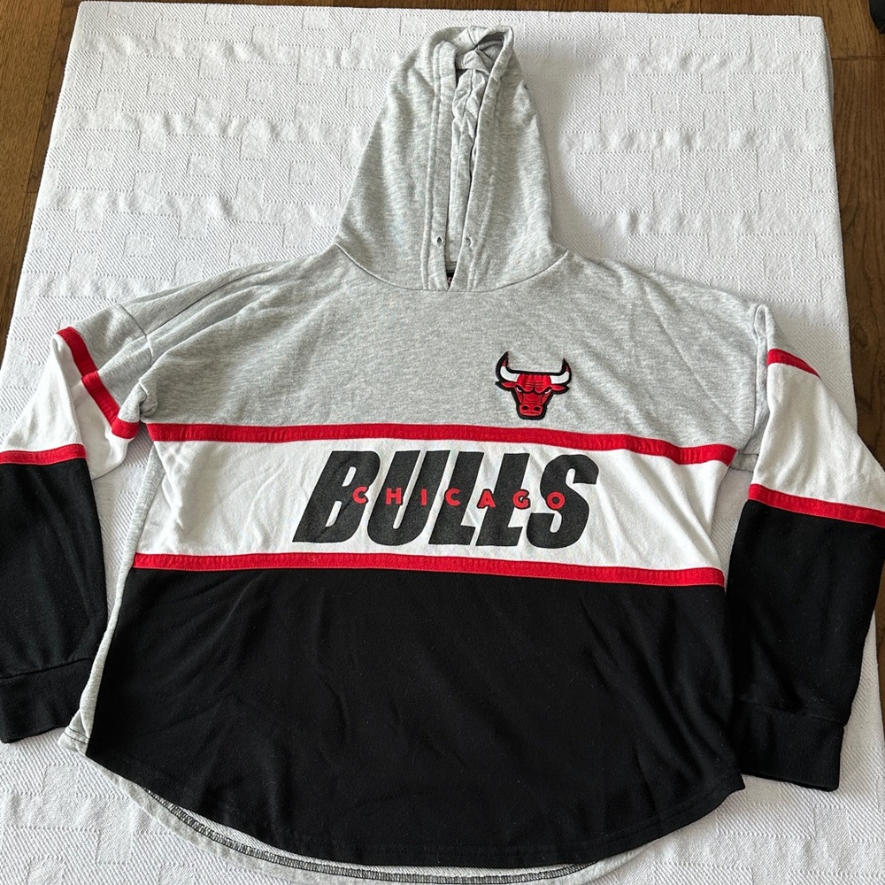 NBA Chicago Bulls Gray Black Red Pullover Hoodie